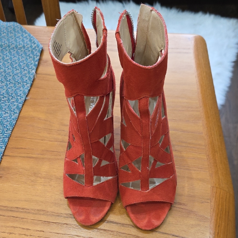 Nine West Red Suede Cutout Heels